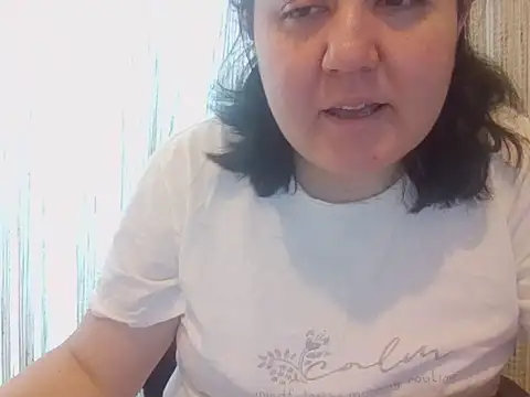 Snapshot of IsabellaJacobs chatting on May 2026 06:43:01 AM IsabellaJacobs online show from May 2026 06:43:01 AM