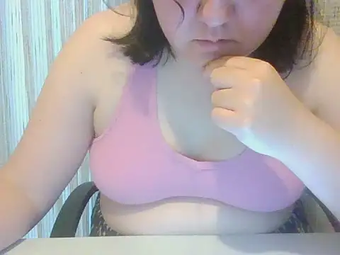 Snapshot of IsabellaJacobs chatting on May 2026 04:24:01 PM IsabellaJacobs online show from May 2026 04:24:01 PM