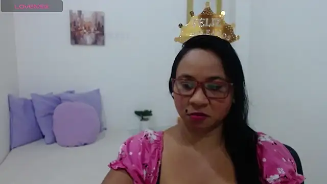 Scarlett Adams  online show from May 2026 12:24:01 PM