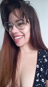 DonaDupont online show from May 2026 02:02:01 PM