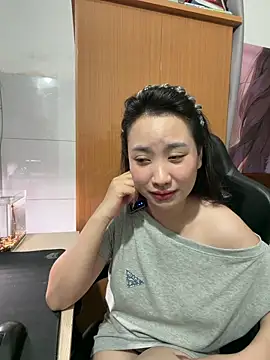 Bella439 online show from May 2026 02:45:01 PM