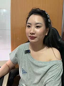 Bella439 online show from May 2026 04:04:02 PM