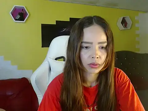 naomis 36 online show from May 2026 01:18:02 PM