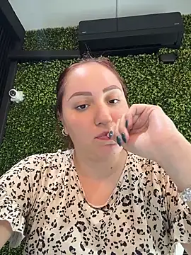 Slvarez online show from June 2026 09:27:01 PM