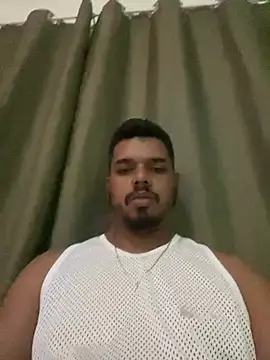 Snapshot of Falcaohot chatting on May 2026 01:44:02 AM Falcaohot online show from May 2026 01:44:02 AM