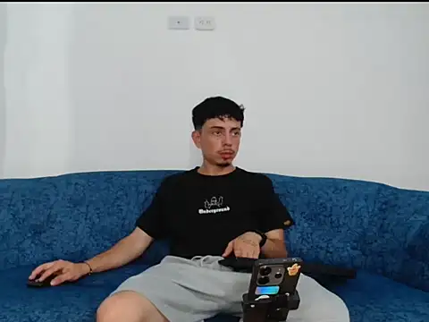 DannySanta08 online show from May 2026 03:12:01 AM