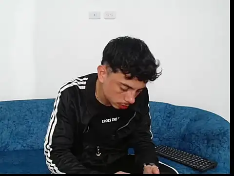DannySanta08 online show from May 2026 02:06:01 AM