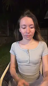 Mini girl do it better online show from May 2026 02:36:02 PM