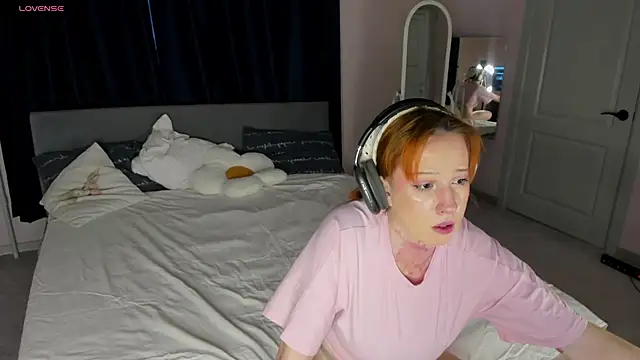 Maya foxy online show from June 2026 11:15:01 AM