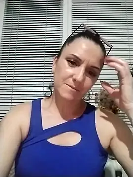 Snapshot of MillaMia45 chatting on May 2026 07:12:01 PM MillaMia45 online show from May 2026 07:12:01 PM