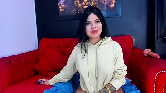 Mila Shade online show from May 2026 12:57:02 PM