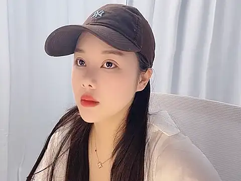 Qingqing19 online show from May 2026 01:33:01 AM