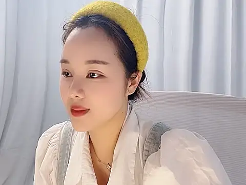 Qingqing19 online show from May 2026 02:28:01 AM