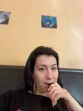 MissElya online show from May 2026 05:15:01 AM
