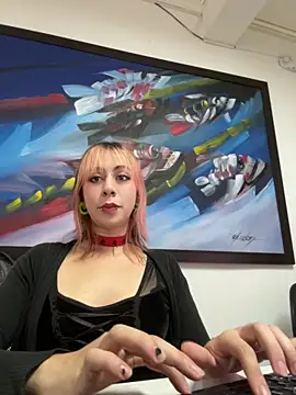 DomBratAmara online show from May 2026 12:02:01 PM