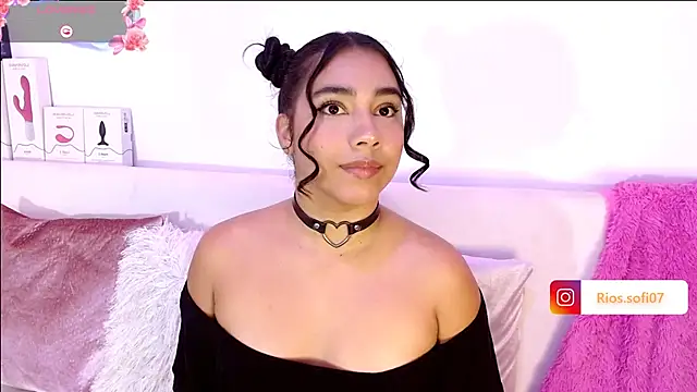  Sofi Rios  online show from May 2026 06:40:01 AM