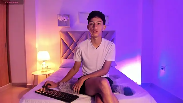 Baby noahtt online show from June 2026 02:04:01 PM