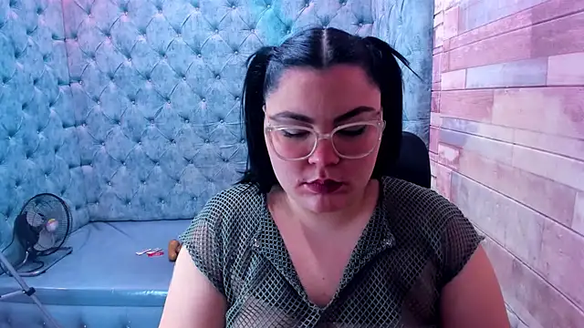 Sweet Nova  online show from May 2026 11:49:02 AM
