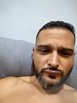 Lucasnono online show from May 2026 09:02:02 PM