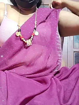 tamilkavitha123 online show from May 2026 04:35:01 PM