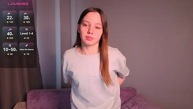 Snapshot of lolytaberry chatting on May 2026 01:36:01 AM lolytaberry online show from May 2026 01:36:01 AM