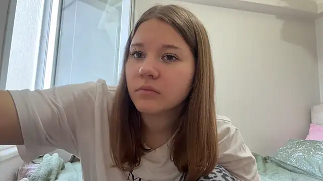 KamalaDuplantis online show from May 2026 02:22:01 PM