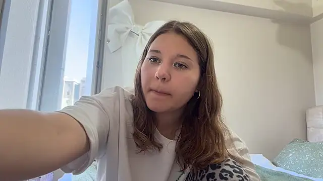 KamalaDuplantis online show from May 2026 01:17:01 PM