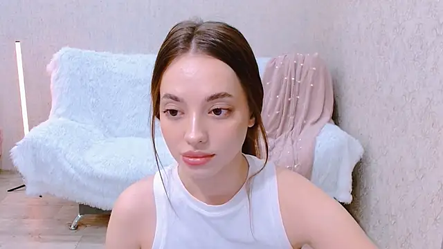 Snapshot of SiennaMia chatting on June 2026 04:58:02 AM SiennaMia online show from June 2026 04:58:02 AM