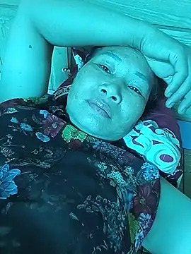 BlueGirlyeah online show from July 2026 04:30:01 AM