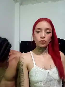 ChicaFuegoDulce online show from May 2026 02:33:02 PM
