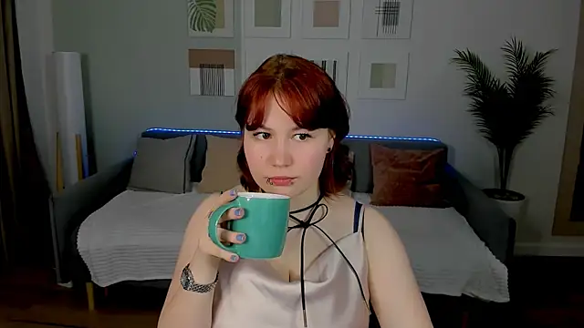 MiaLacrice online show from May 2026 04:29:01 AM