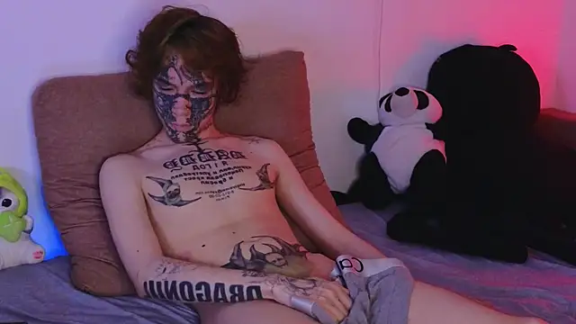Snapshot of Emo___boy chatting on June 2026 11:27:02 PM Emo boy online show from June 2026 11:27:02 PM