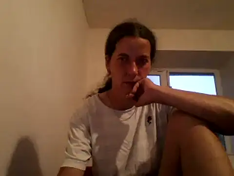 Snapshot of DanicaFey chatting on June 2026 06:12:01 PM DanicaFey online show from June 2026 06:12:01 PM