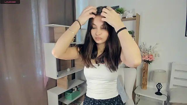 LupitaSolt online show from May 2026 08:12:02 AM