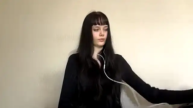 CharmaineElles online show from May 2026 01:51:02 PM