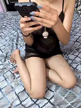 Snapshot of kayra_mishra chatting on May 2026 06:35:02 PM kayra mishra online show from May 2026 06:35:02 PM