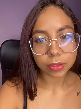 SaritaaHot online show from May 2026 04:54:01 AM