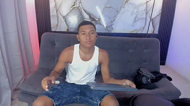 kael bigcock  online show from May 2026 12:30:02 AM
