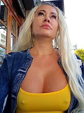 Snapshot of MILFBARBY chatting on September 2025 07:18:02 AM MILFBARBY online show from September 2025 07:18:02 AM