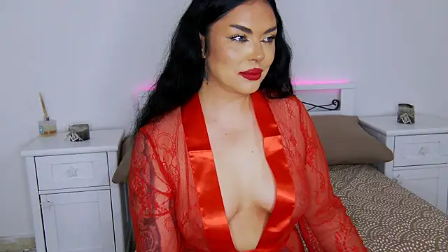LiliKittenn online show from May 2026 02:19:02 AM