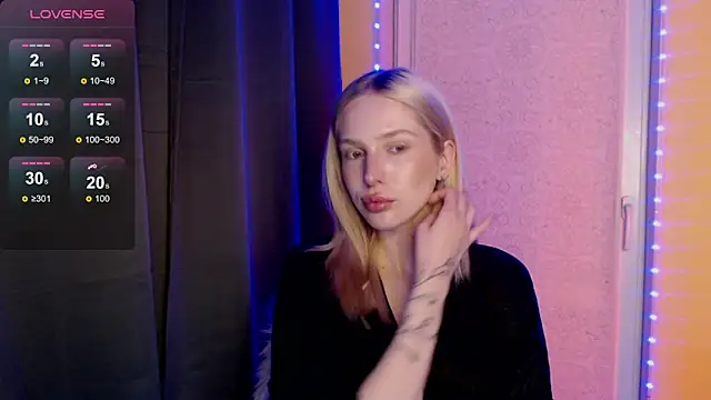 MichelleVelour online show from May 2026 05:32:01 PM