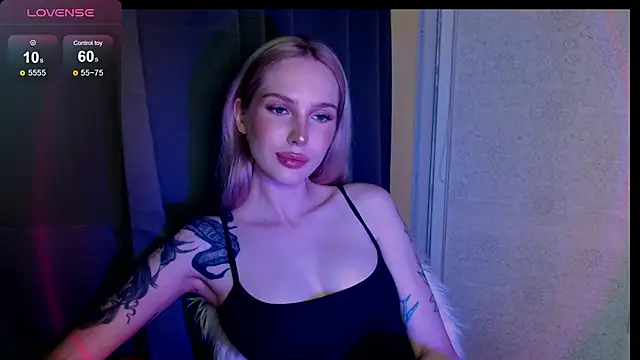 MichelleVelour online show from July 2026 06:32:01 PM