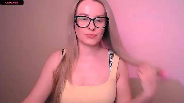 MariaTess  online show from May 2026 05:29:01 PM