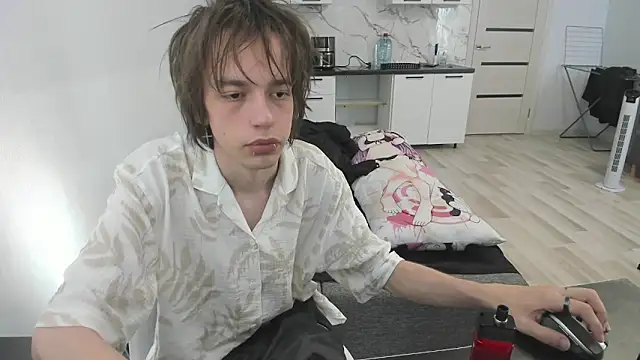 Nolan Sagee online show from June 2026 05:16:02 AM