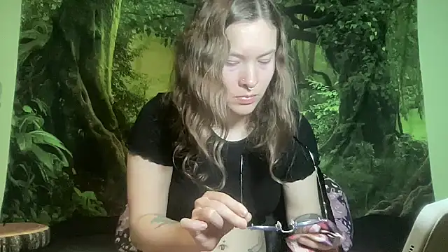 mo0ngoddess online show from February 2026 03:49:02 AM