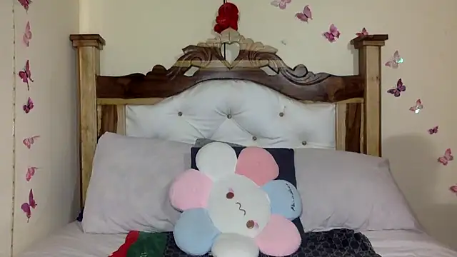 creamyamber online show from June 2026 08:03:01 PM