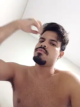 CarlosMenino24 online show from May 2026 04:42:02 AM