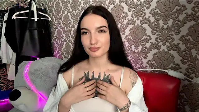 ElizbethLeban online show from May 2026 10:23:01 AM