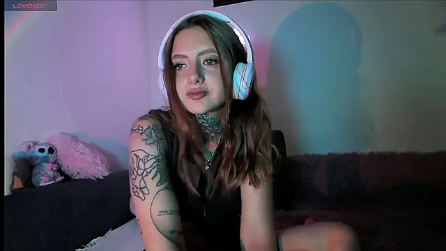 brat rebeca online show from July 2026 06:57:01 PM
