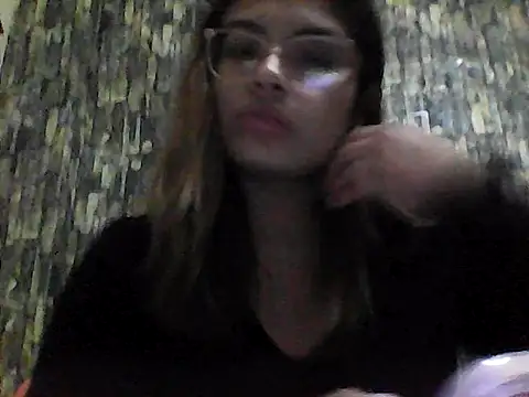 BabyCinnamon1 online show from June 2026 02:53:01 AM